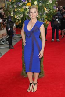 Kate Winslet feet photo thumbnail