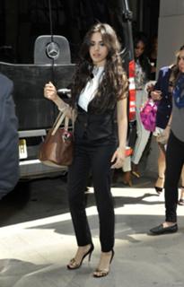 Camila Cabello feet photo thumbnail