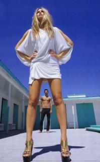 Bar Refaeli feet photo thumbnail