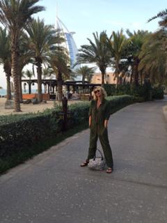 Alessia Marcuzzi feet photo thumbnail