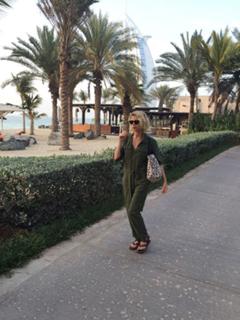 Alessia Marcuzzi feet photo thumbnail