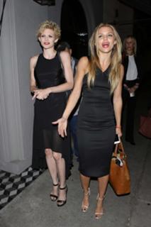 AnnaLynne McCord feet photo thumbnail
