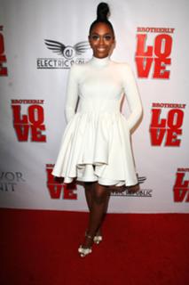 Nafessa Williams feet photo 5