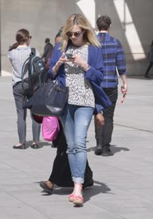 Fearne Cotton feet photo thumbnail