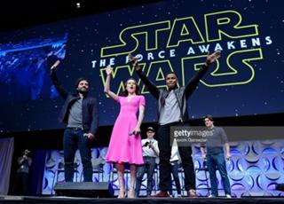 Daisy Ridley feet photo 2