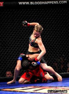 Paige VanZant feet photo thumbnail