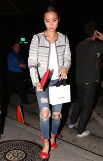 Jamie Chung feet photo thumbnail