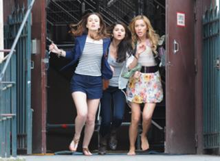 Katie Cassidy feet photo thumbnail
