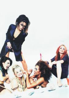 Victoria Beckham feet photo thumbnail