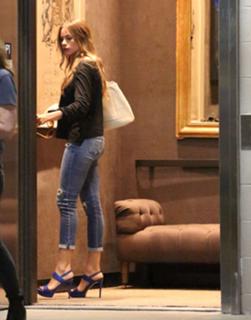 Sofía Vergara feet photo thumbnail