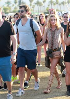 Diane Kruger feet photo thumbnail