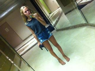Madison Iseman feet photo 3