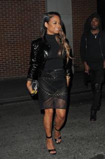 Christina Milian feet photo thumbnail