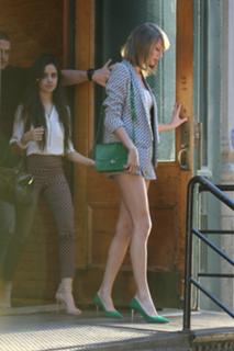 Camila Cabello feet photo thumbnail