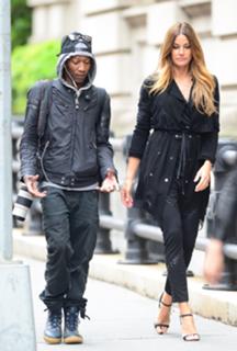 Kelly Bensimon feet photo thumbnail