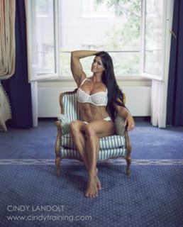 Cindy Landolt feet photo thumbnail