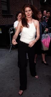 Debra Messing feet photo thumbnail