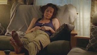 Evangeline Lilly feet photo thumbnail