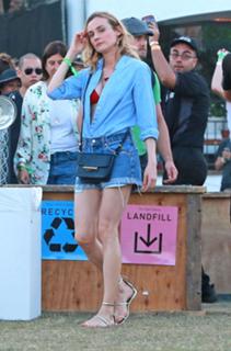 Diane Kruger feet photo thumbnail
