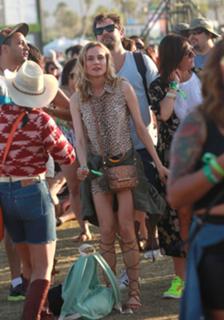 Diane Kruger feet photo thumbnail