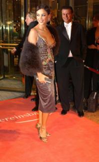 Verona Pooth feet photo thumbnail