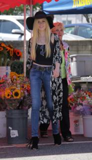 Katherine McNamara feet photo thumbnail