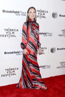 Olivia Wilde feet photo thumbnail
