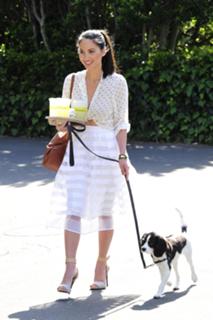 Olivia Munn feet photo thumbnail