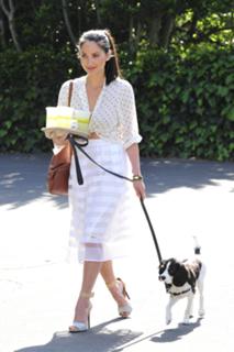 Olivia Munn feet photo thumbnail