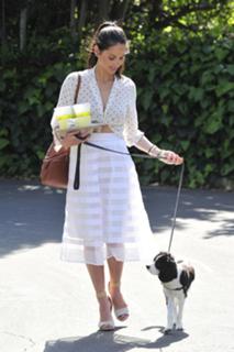 Olivia Munn feet photo thumbnail