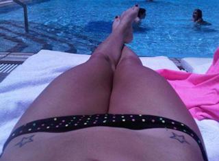 Melissa Satta feet photo thumbnail
