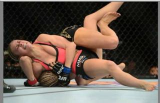 Paige VanZant feet photo thumbnail