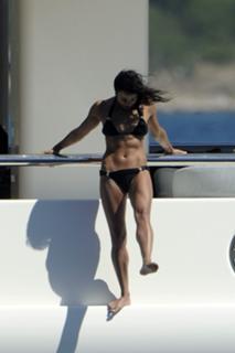 Michelle Rodriguez feet photo thumbnail