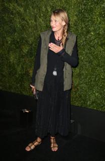 Uma Thurman feet photo thumbnail