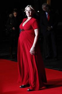 Kate Winslet feet photo thumbnail