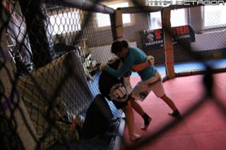 Karolina Kowalkiewicz feet photo thumbnail
