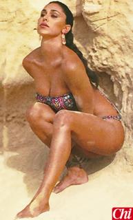 Belén Rodríguez feet photo thumbnail