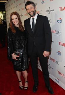 Julianne Moore feet photo thumbnail