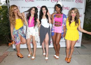 Camila Cabello feet photo thumbnail