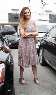 Kelly Brook feet photo thumbnail
