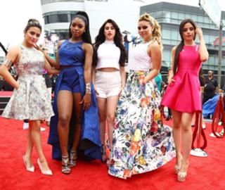 Camila Cabello feet photo thumbnail