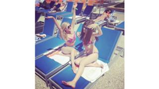 Brittani Taylor feet photo thumbnail