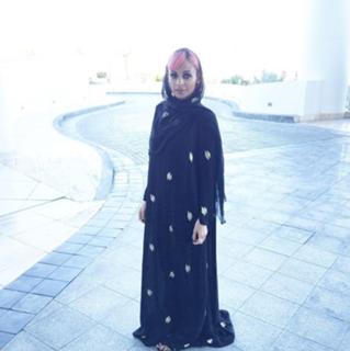 Nicole Richie feet photo thumbnail