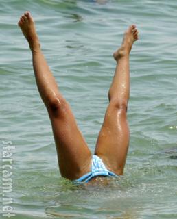 Nicole Bahls feet photo thumbnail
