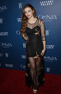 Holland Roden feet photo thumbnail