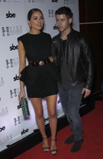 Olivia Culpo feet photo thumbnail