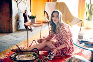 Leighton Meester feet photo thumbnail