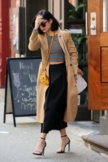 Vanessa Hudgens feet photo thumbnail