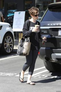 Lily Collins feet photo thumbnail