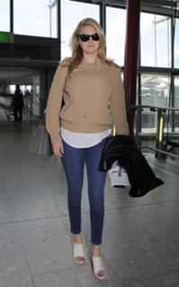 Kate Upton feet photo thumbnail